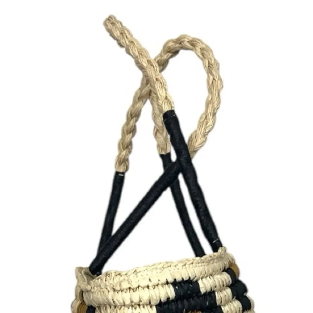 Women’s Tote Bag Woven Braided Casual Zip Closure Black Natural Size Large
